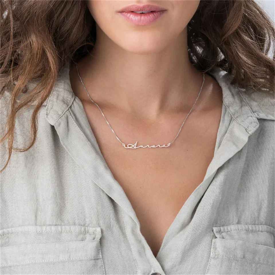 Fiona™ - Handgjord personlig namnhalsband