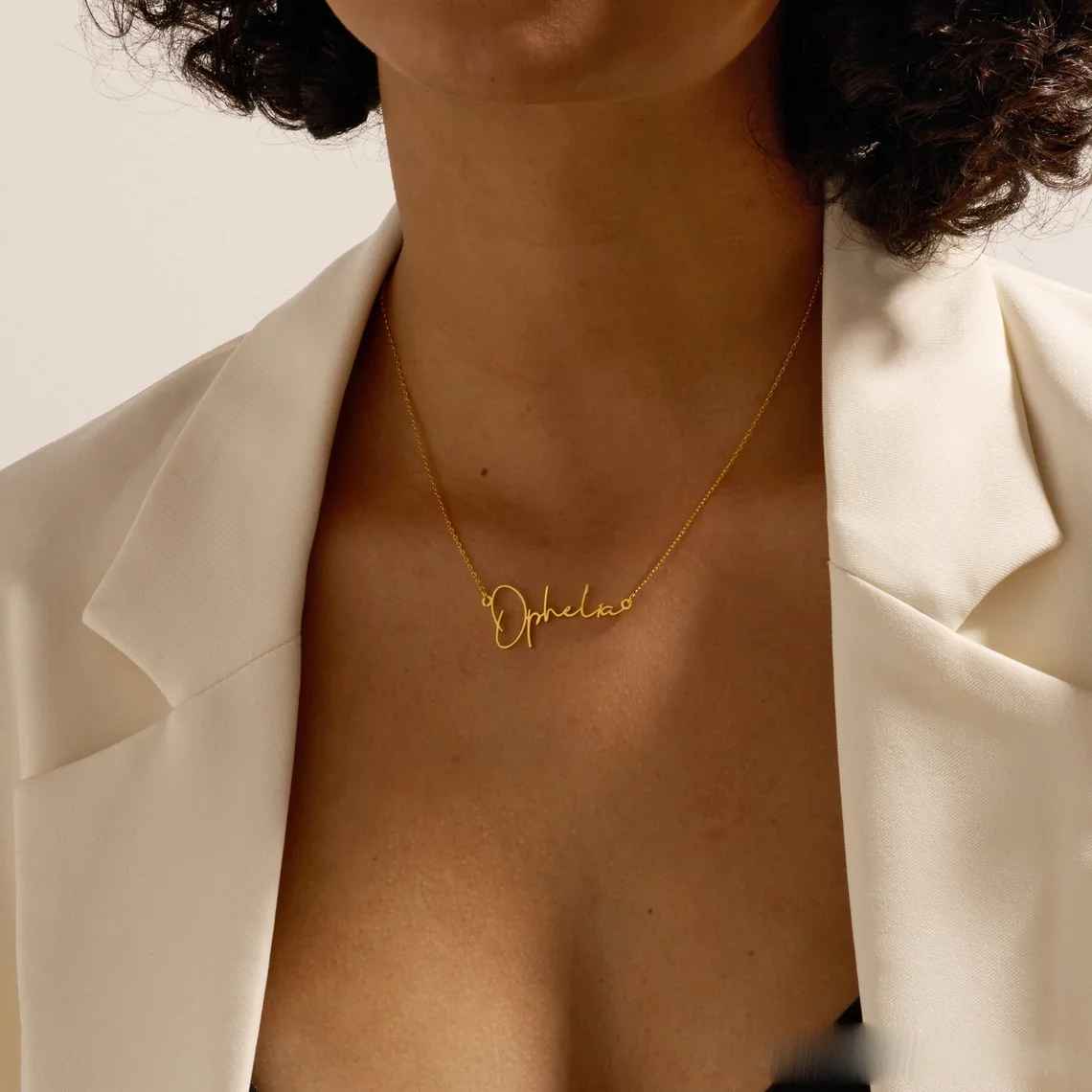 Esme™ - Handgjord personlig namnhalsband